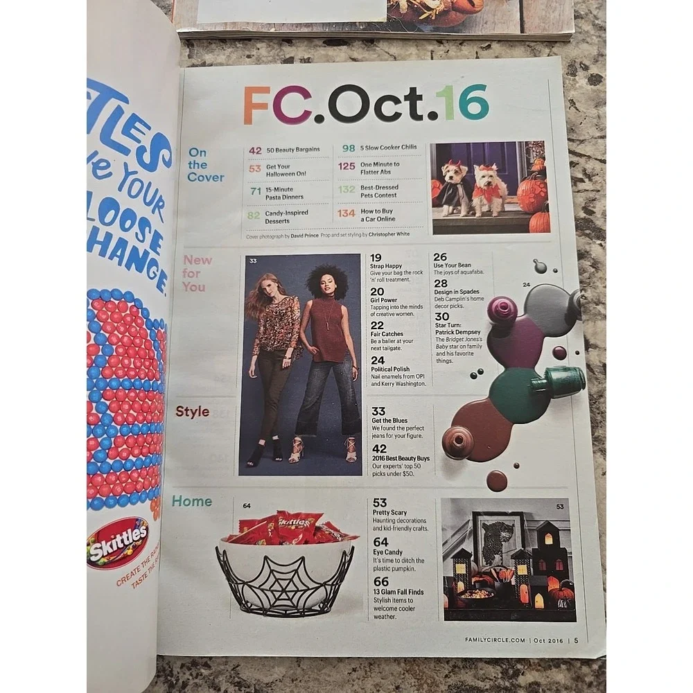 4 Family Circle‎ Magazines August- November 2016